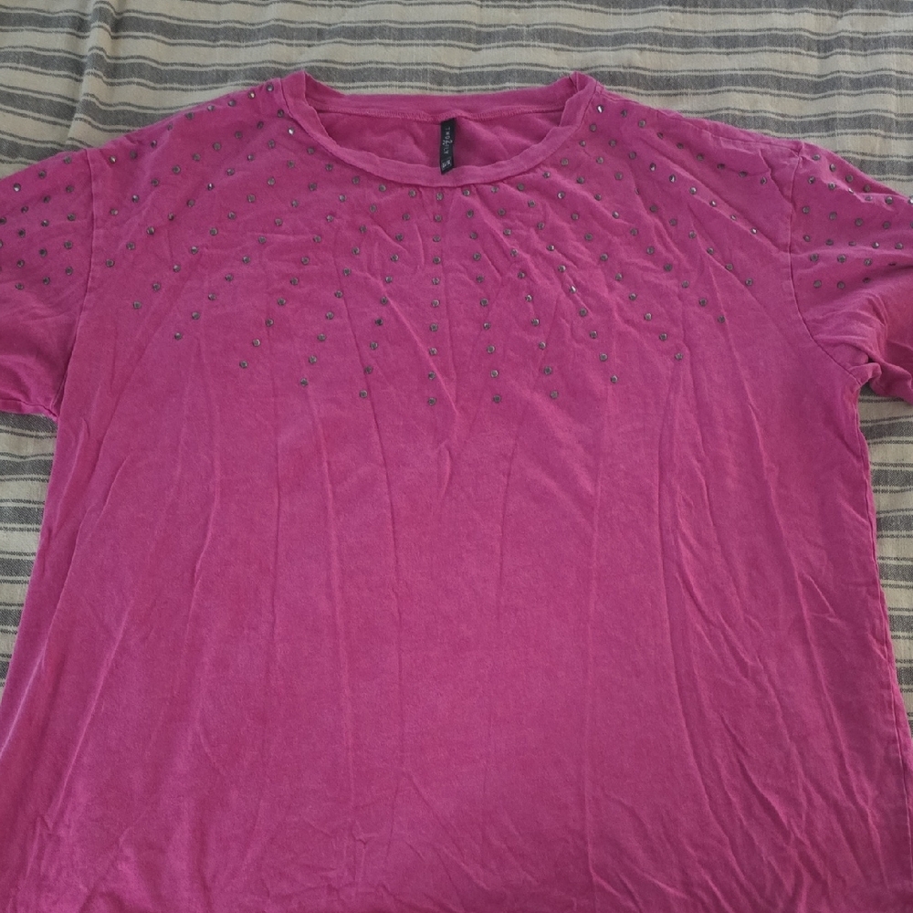 Women's Magenta Studded Short Sleeve Tee
